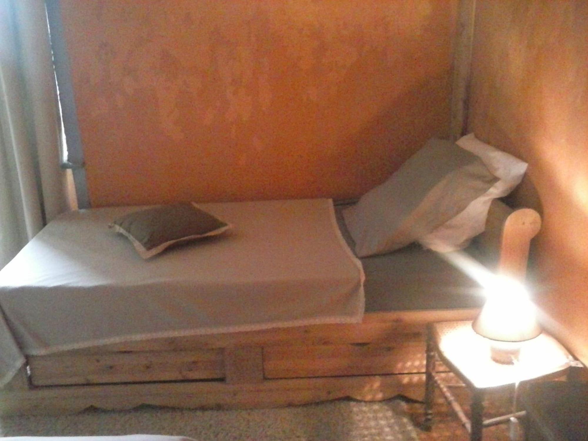 Les Gîtes du Couvent Alternatif Camlez Chambre photo