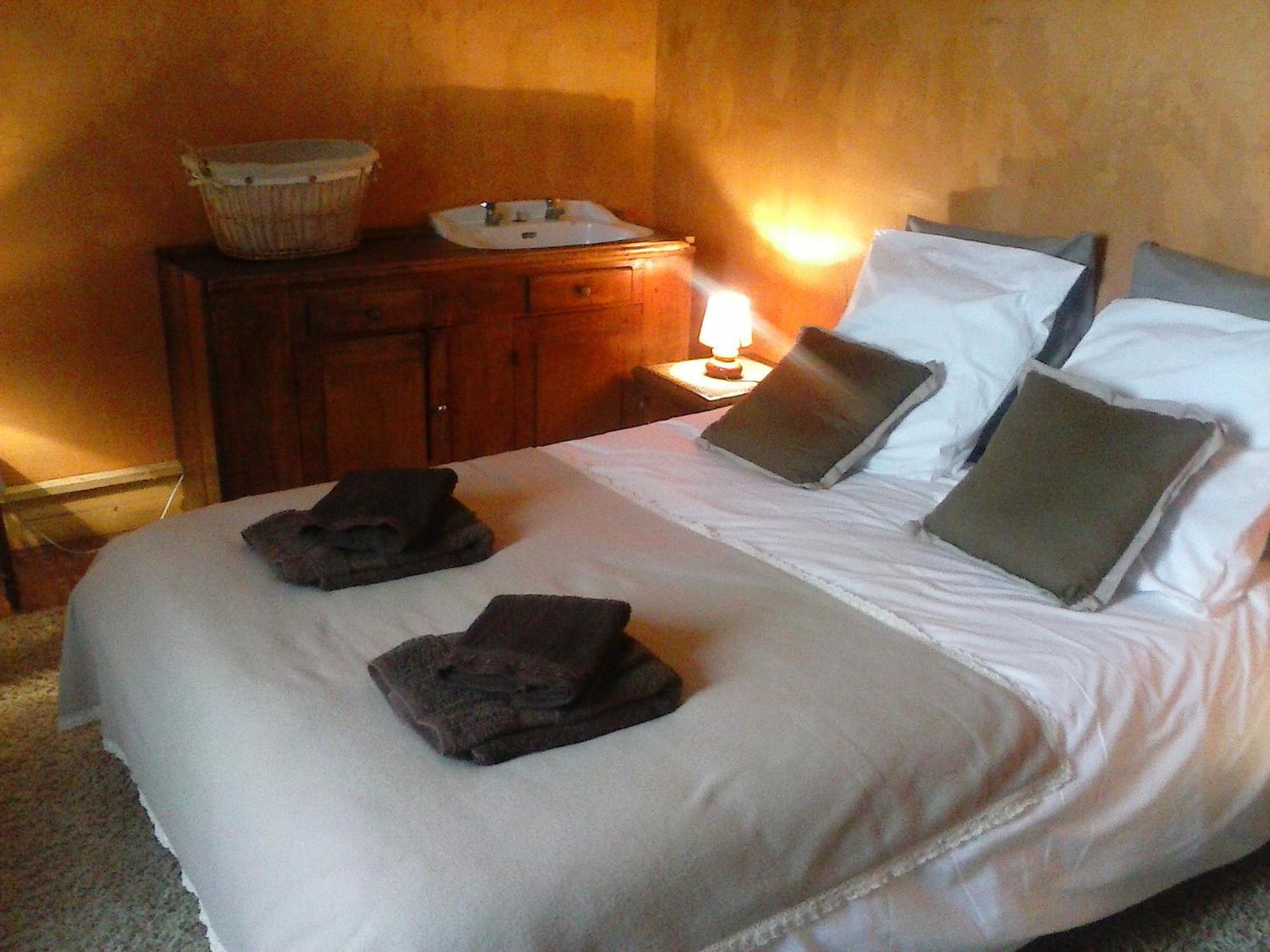 Les Gîtes du Couvent Alternatif Camlez Chambre photo
